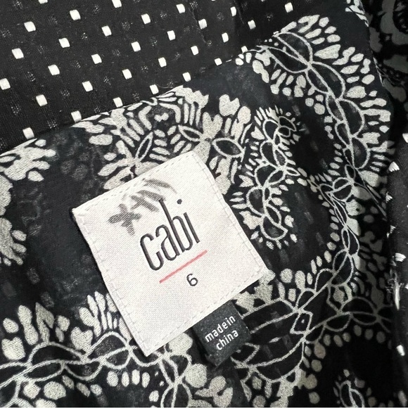 Cabi Polka Dot Cropped Seaside Jacket Size 6 - Picture 9 of 12